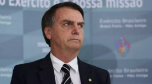 Bolsonaro define em R$600 ajuda a trabalhador informal e Câmara aprova Bolsonaro define em R$600 ajuda a trabalhador informal e Câmara aprova